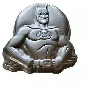 Wilton 1989 BATMAN Aluminum Cake Pan 2105-6501 DC Comics Vintage
